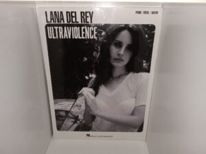 Lana Del Rey: Ultraviolence: Piano/Vocal/Guitar (No Publishing Date) ~ Unknown Author