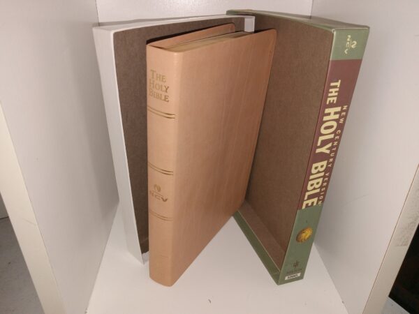 The Holy Bible (New Century Version) (Bonded Leather) (1991)