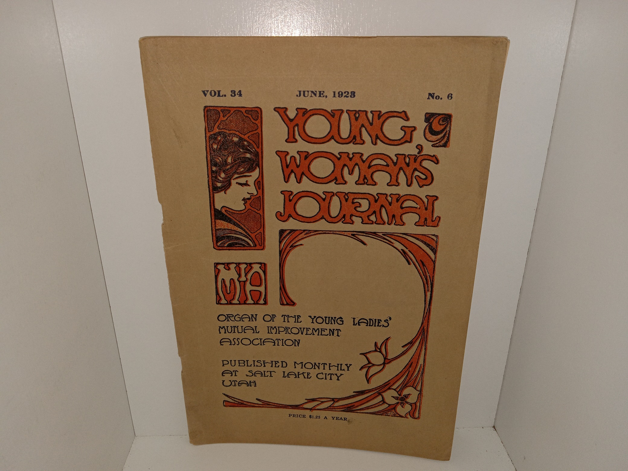 Young Woman’s Journal: Vol. 34, No. 6, June, 1923 (1923)