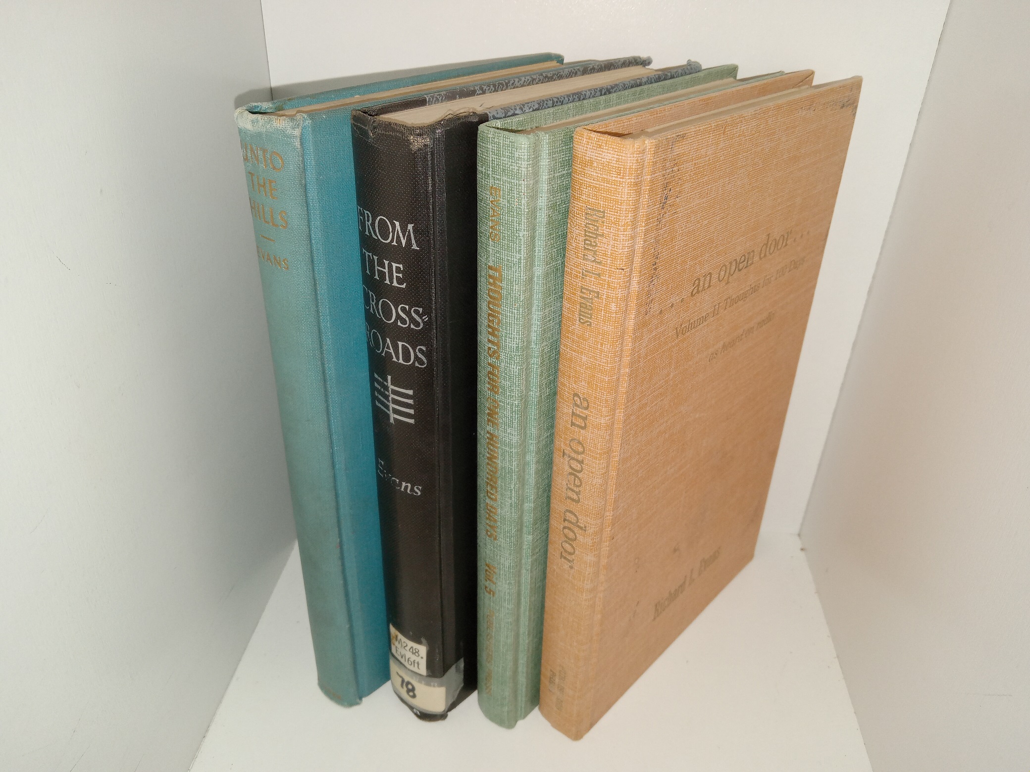 4 LDS Books by Richard L. Evans: Unto the Hills / From the Cross Road / Thoughts for One Hundred Days: Vol. 5 / An Open Door: Vol. 2 Thought for 100 Days as Heard on Radio