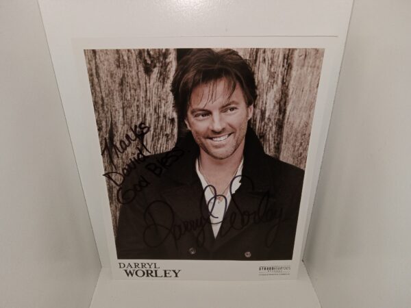 Signed Photograph of Darryl Worley