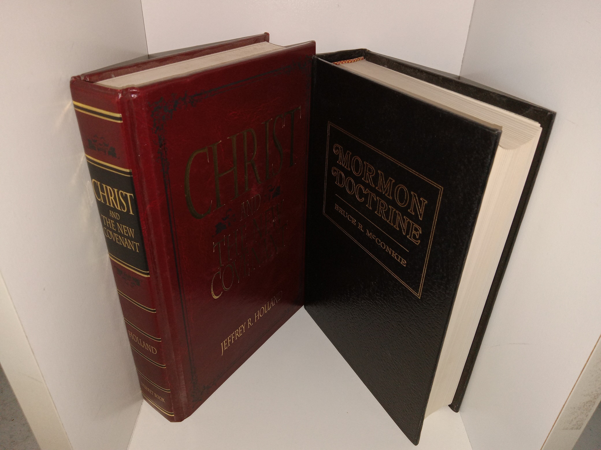 2 LDS Books: Christ and the New Covenant / Mormon Doctrine (See Details)