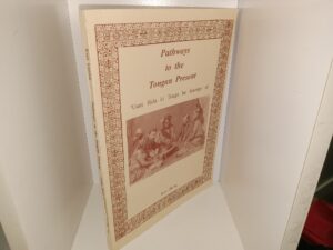 Pathways to the Tongan Present: ‘Uuni Hala ki Tonga he Kuonga ni (1990) ~ by Kurt Düring