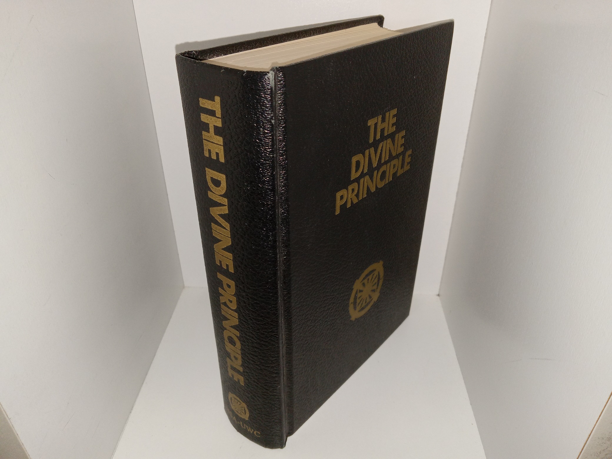 The Divine Principle (Ex-Library) (1973) ~ by The Holy Spirit Association for the Unification of World Christianity