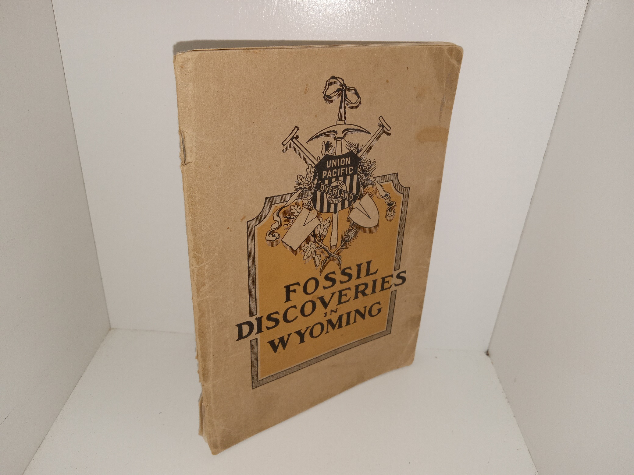 Fossil Discoveries in Wyoming: Reports by Members of the Union Pacific Expedition (1909) ~ by E. L. Lomax, G. P. A.