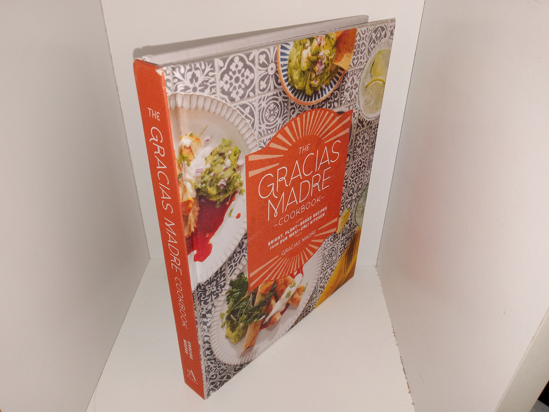 The Gracias Madre Cookbook: Bright, Plant-Based Recipes from Our Mexi-Cali Kitchen (2022) ~ by Gracias Madre