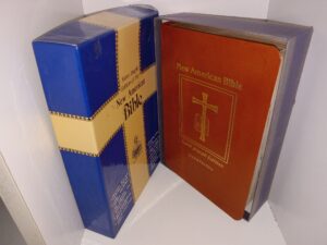 New American Bible Illustrated (Saint Joseph Edition) (Leather in Box) (1991)