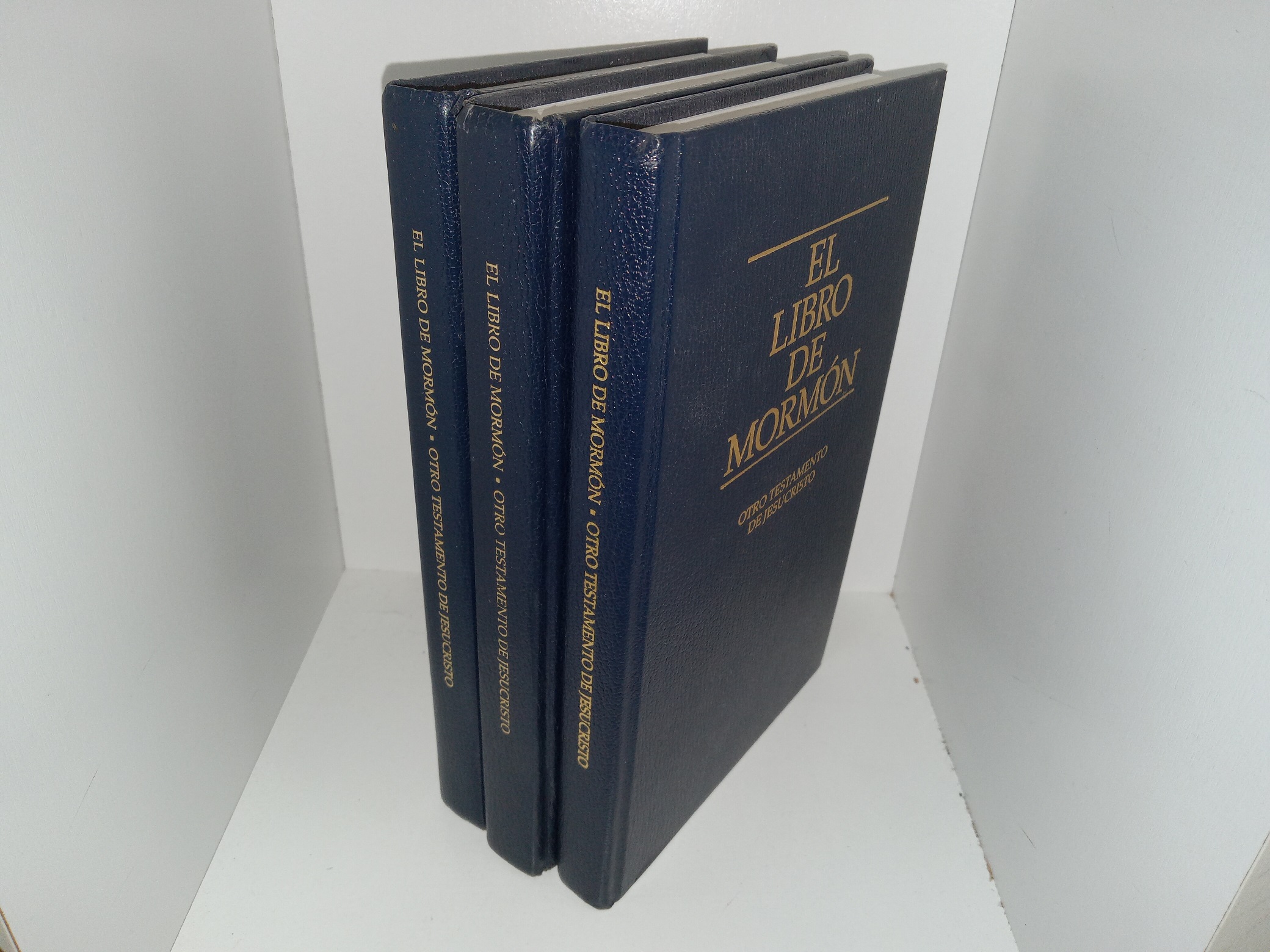 3 Different Printings of The Book of Mormon in Spanish (2002, 2004, 2010)