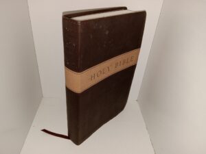 Holy Bible: Gift and Award Edition (Leather) (2015)