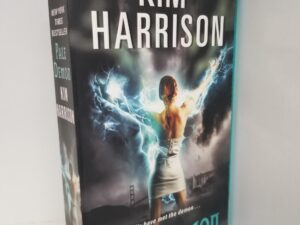 Half Demon — Kim Harrison — Paperback — Voyager Urban Fantasy