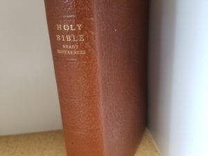 Holy Bible / Ready References — Missionary Edition — Brown Bendable Leather Binding — Code: 25 M 75