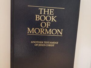 1999 — Book of Mormon — “TEMPLE SQUARE” Engraved on Front Cover