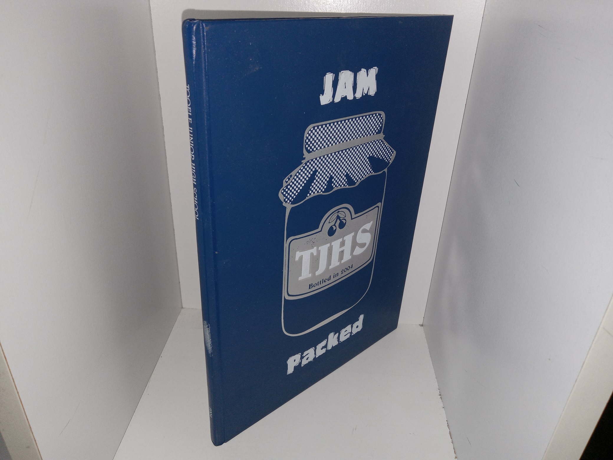 Tooele Junior High School: 2004 Yearbook (2004)