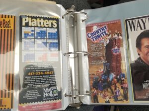 3-Ring Binder full of Branson, Missouri, Flyers, Brochures, pictures, information, etc…