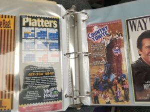 3-Ring Binder full of Branson, Missouri, Flyers, Brochures, pictures, information, etc…