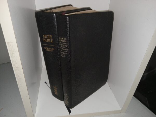 2 Vol. Set of LDS Scriptures in Leather (1981)