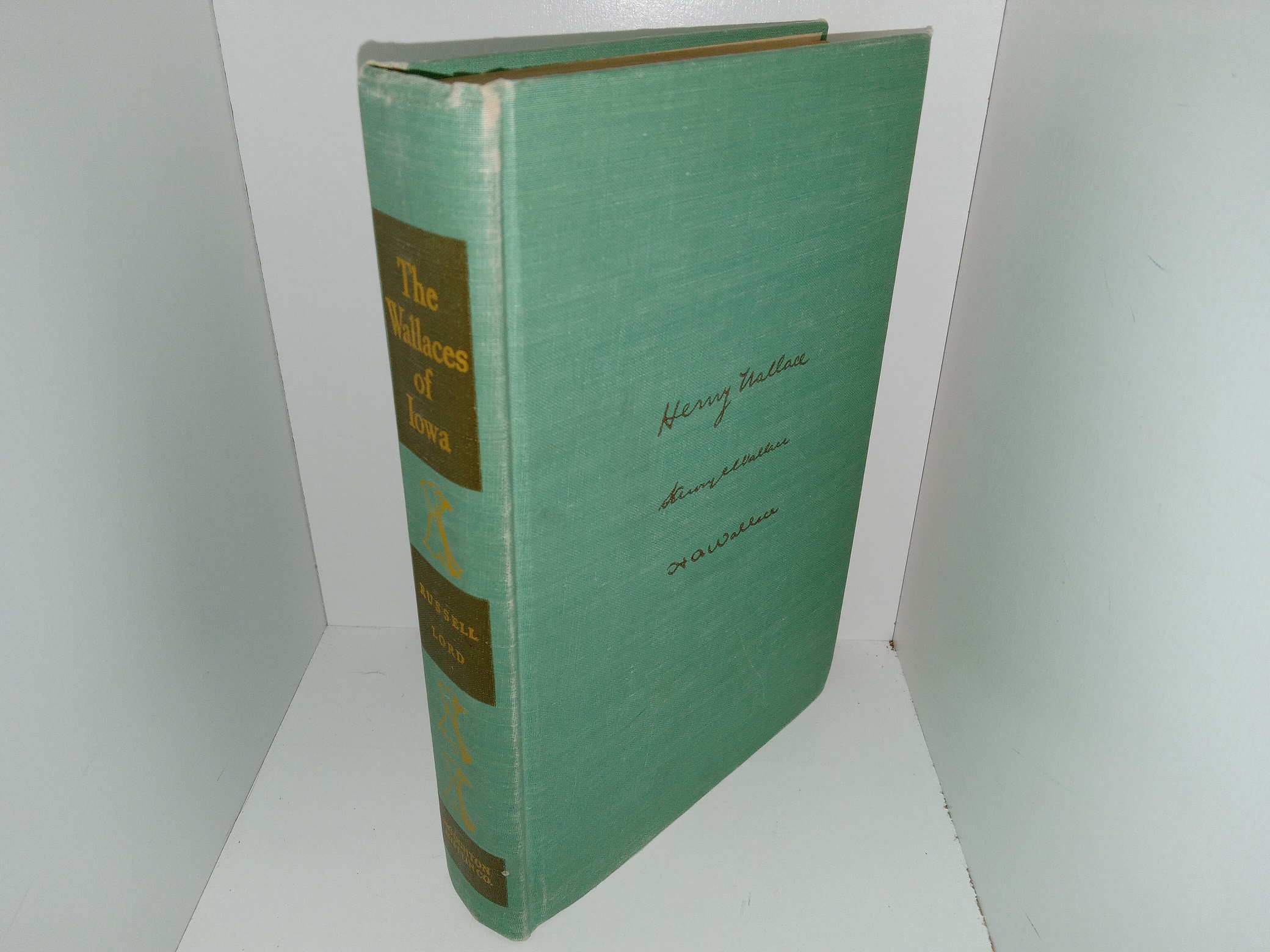 The Wallaces of Iowa (1947) ~ by Russell Lord