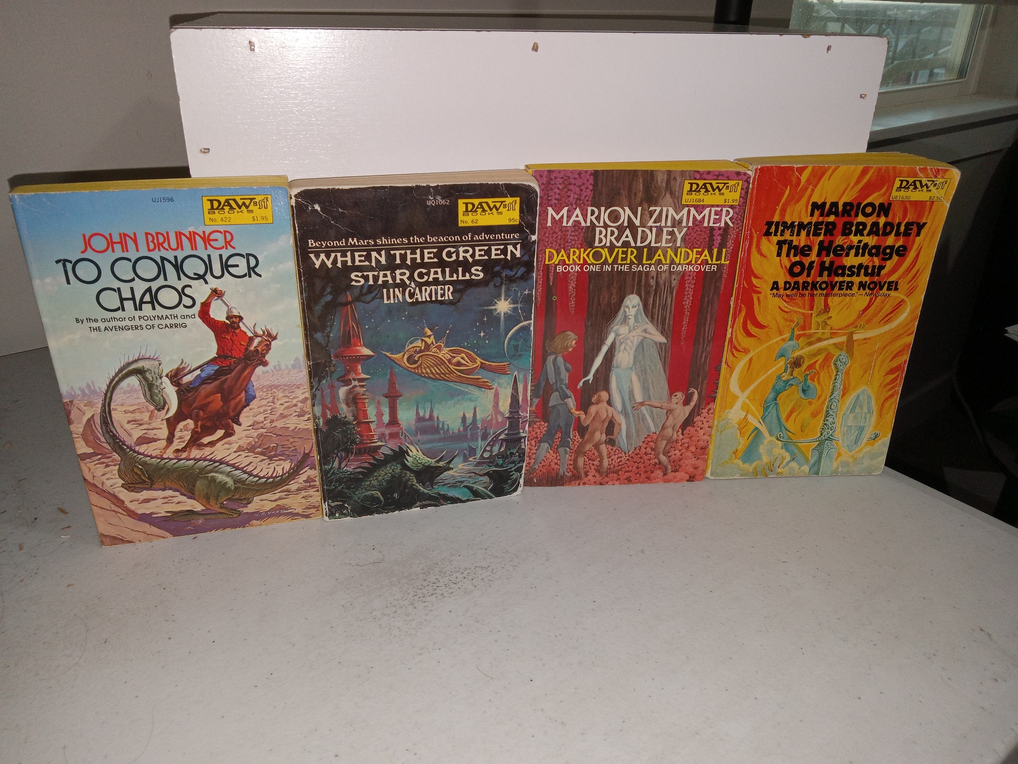 4 Sci-Fi/Fantasy Novels: To Conquer Chaos / When the Green Star Calls / Darkover Landfall / The Heritage of Hastur (See Details)