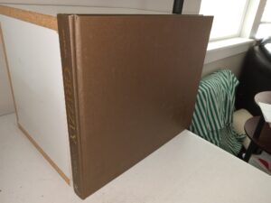 Grizzly: The Bears of Greater Yellowstone (2015) ~ Photography by Thomas D. Mangelsen, by Todd Wilkinson, Foreword by Ted Turner