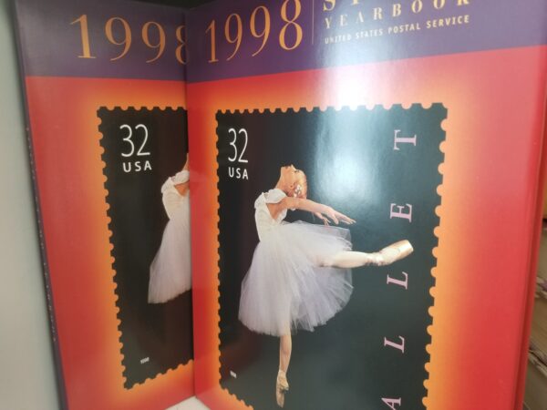 1998 Stamp Yearbook — 32 Cent Stamps — [Contains 71 brand new unused stamps valued at $22.72] — Hardbound book with Slip Box