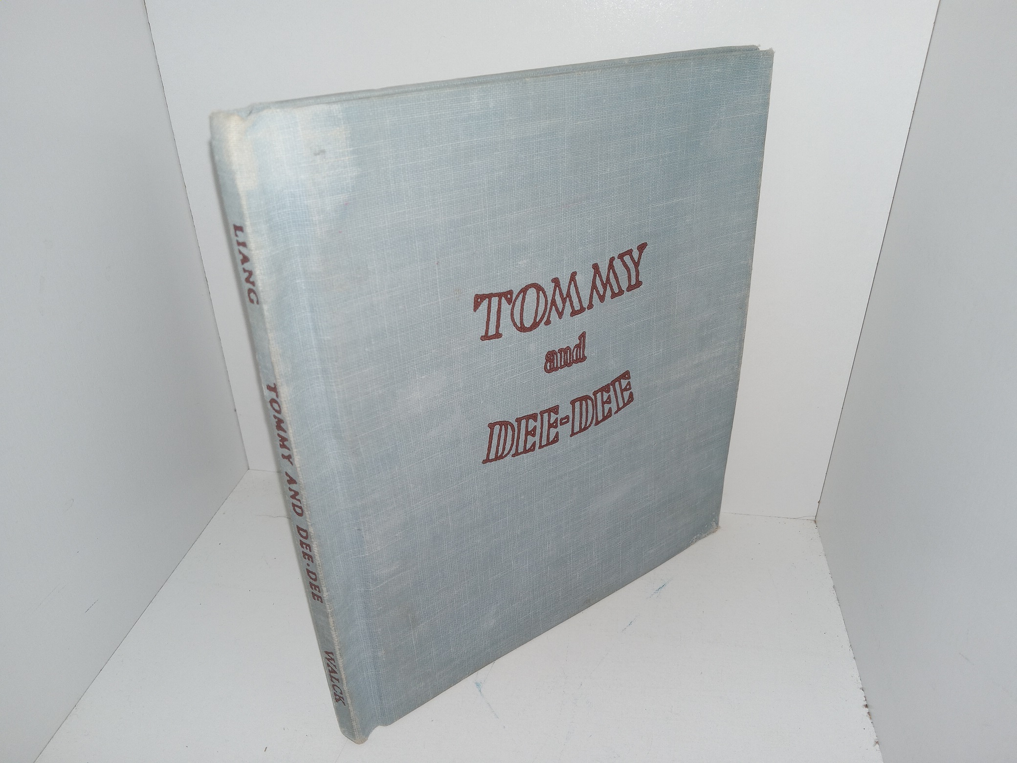 Tommy and Dee-Dee (1953) ~ by Yen Liang