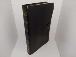 Holy Bible: New King James Version, UltraThin Classic Edition (Leather) (Unknown Publishing Date)