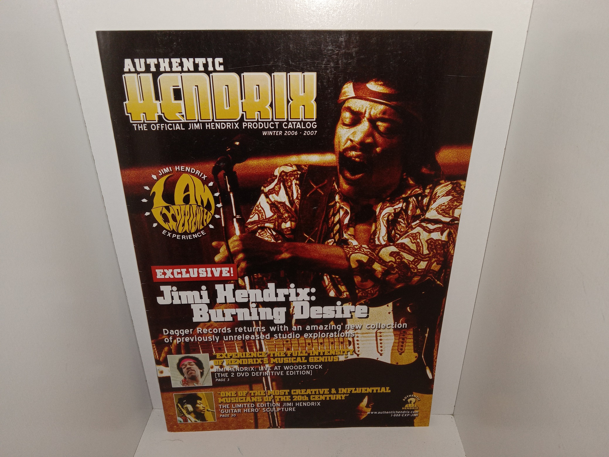 Authentic Hendrix: The Official Jimi Hendrix Product Catalog: Winter 2006 – 2007 (Magazine) (2006)