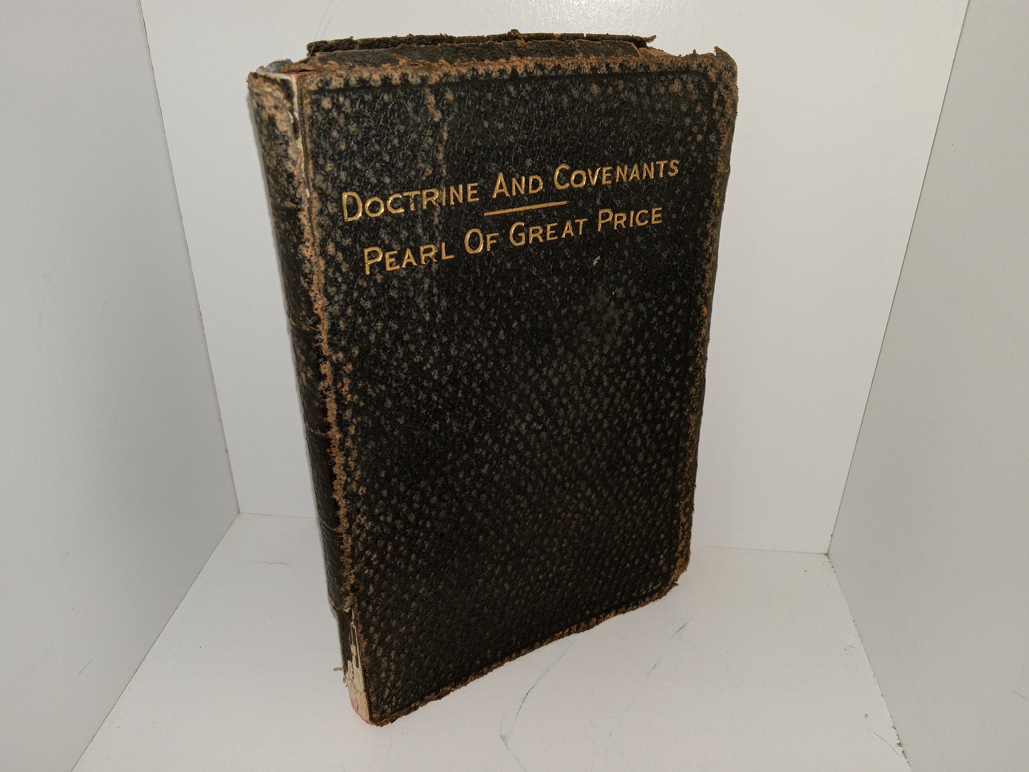 LDS, Black Leather, Double Combination (D&C/Pearl of Great Price) (1925)