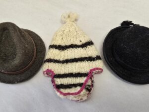 3 Miniature Hats From Bolivia: Measuring 2.5 inches to 4 inches Across