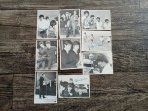 9 Beatles Cards (Signatures Printed)