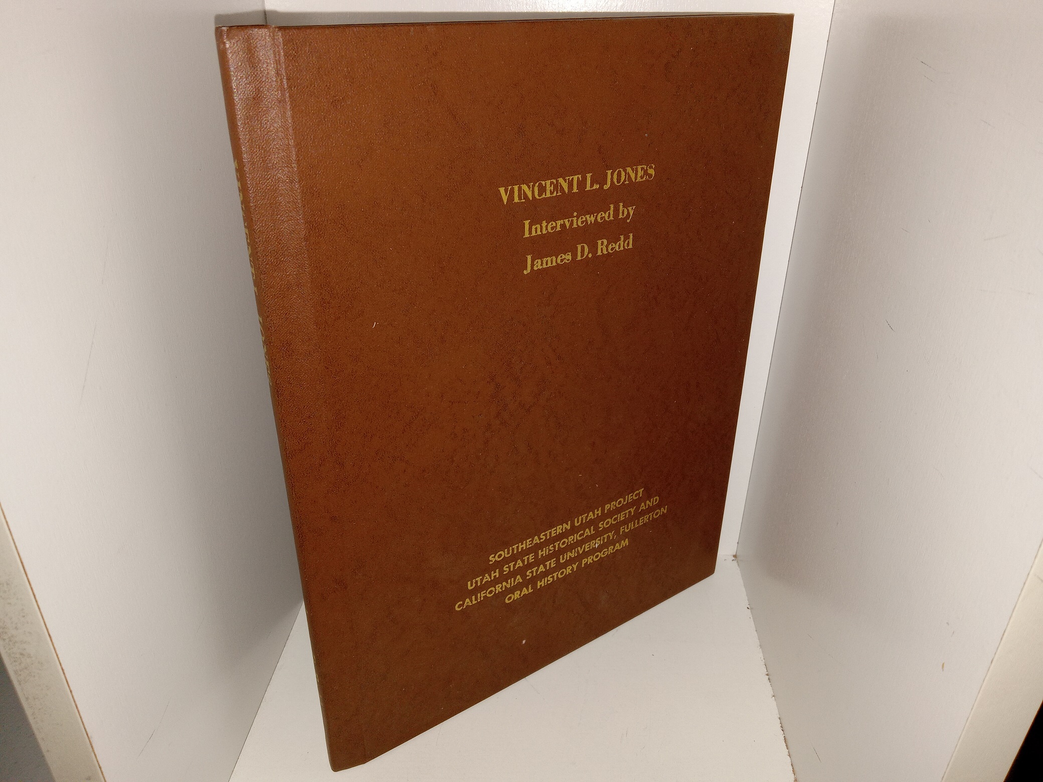 Vincent L. Jones: Sheep, Cattle, Predators, Experiences in Blanding: Southeastern Utah Project Utah State Historical Society and California State University, Fullerton Oral History Program (1971) ~ Vincent L. Jones Interviewed by James Demar Redd