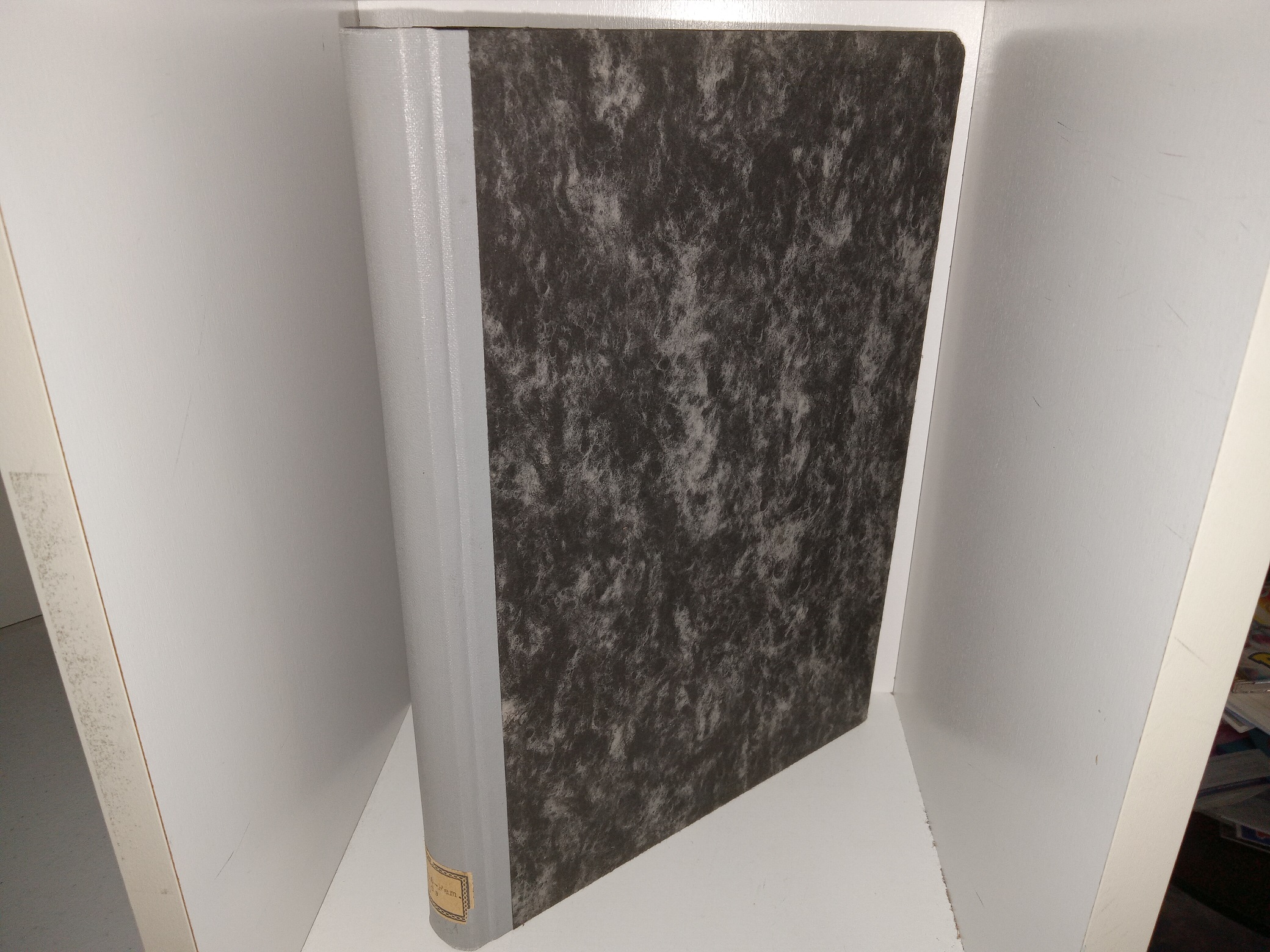 Hessische Familienkunde: Vol. 5 (German: Hessian Family History: Vol. 5) (1961) ~ Unknown Author