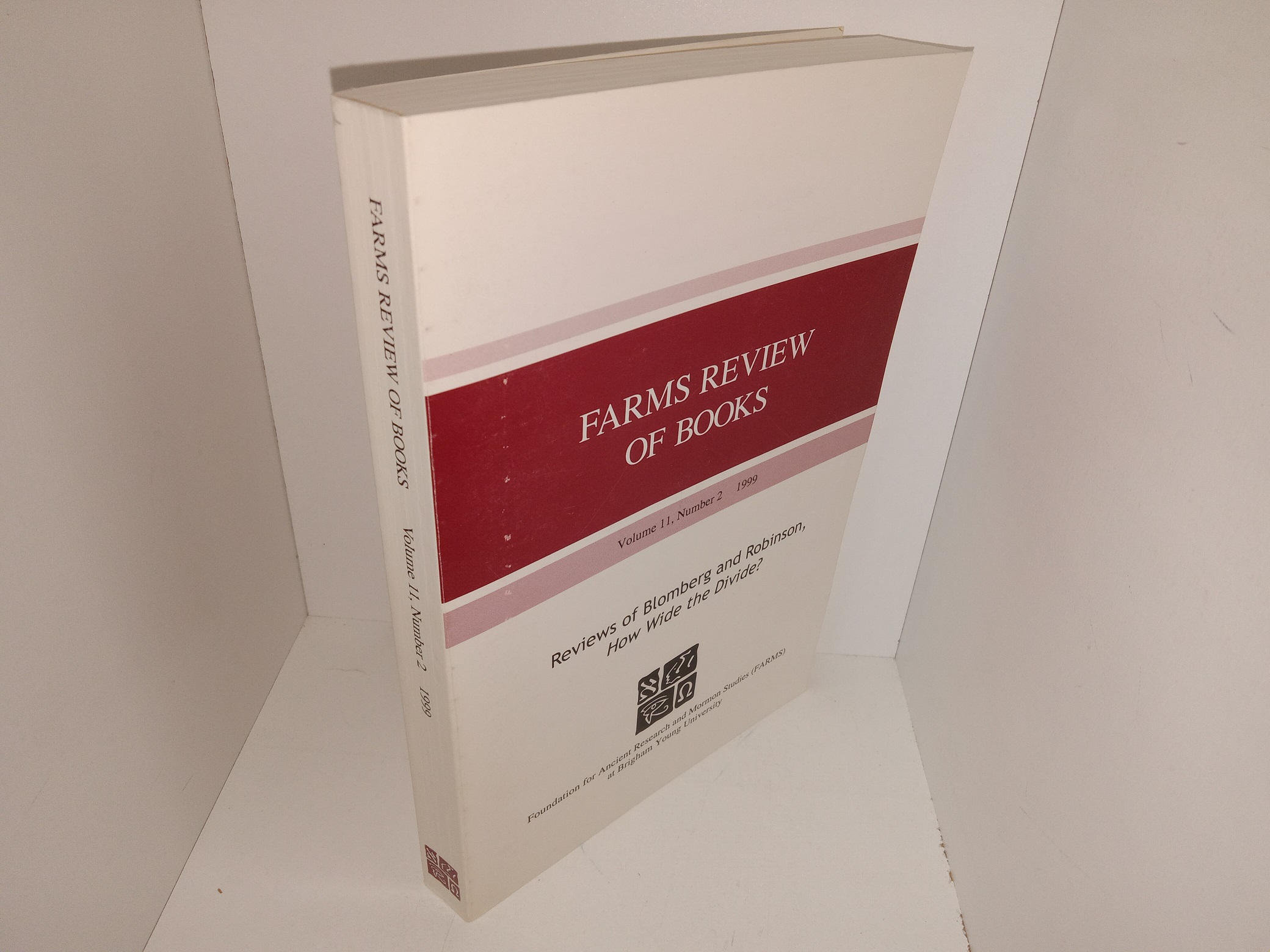 FARMS Review of Books: Vol. 11, No. 2, 1999: Reviews of Blomberg and Robinson, How Wide the Divide? (1999)