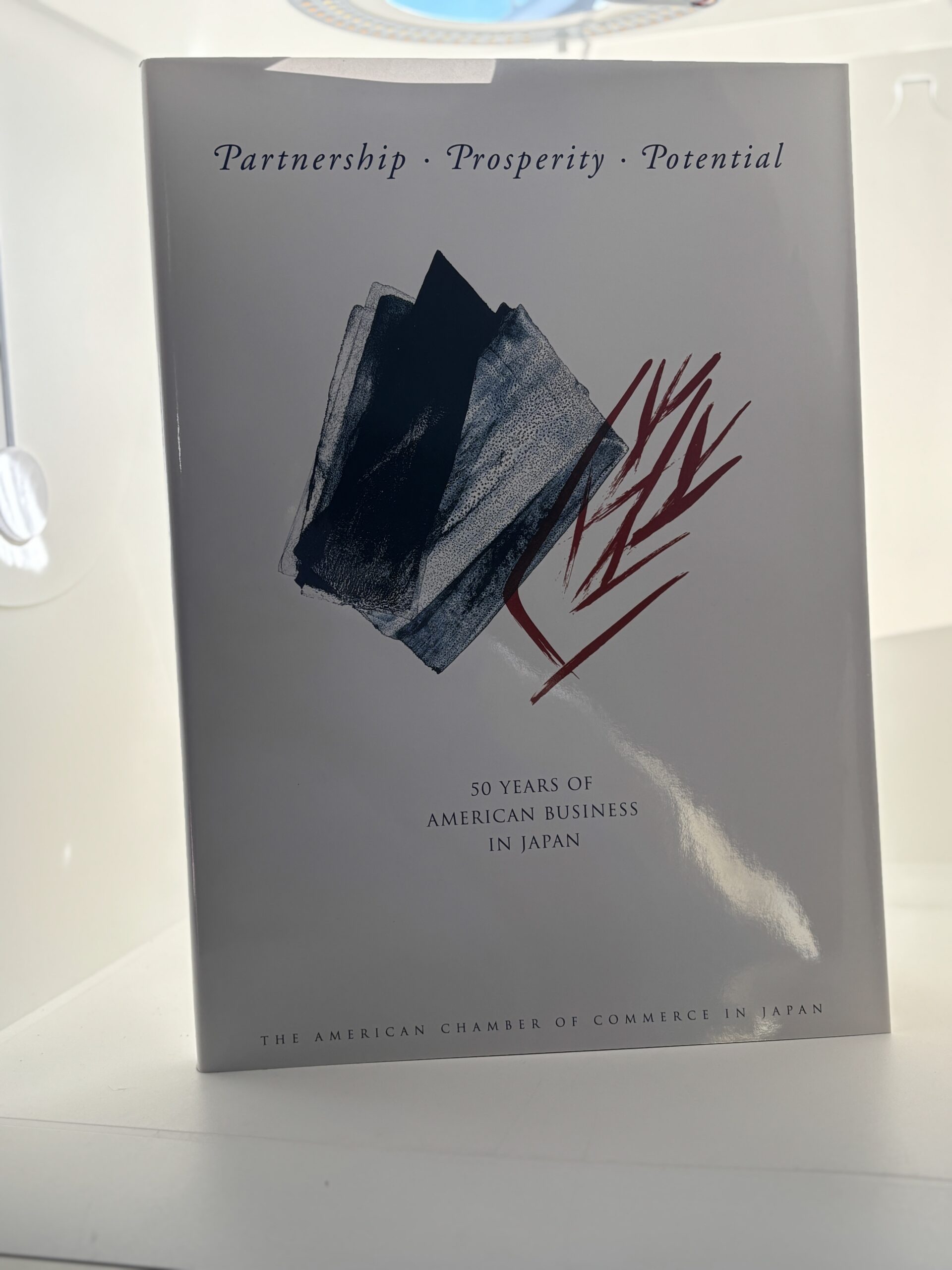 The American Chamber of Commerce in Japan 50 Years of American Business in Japan (1998)