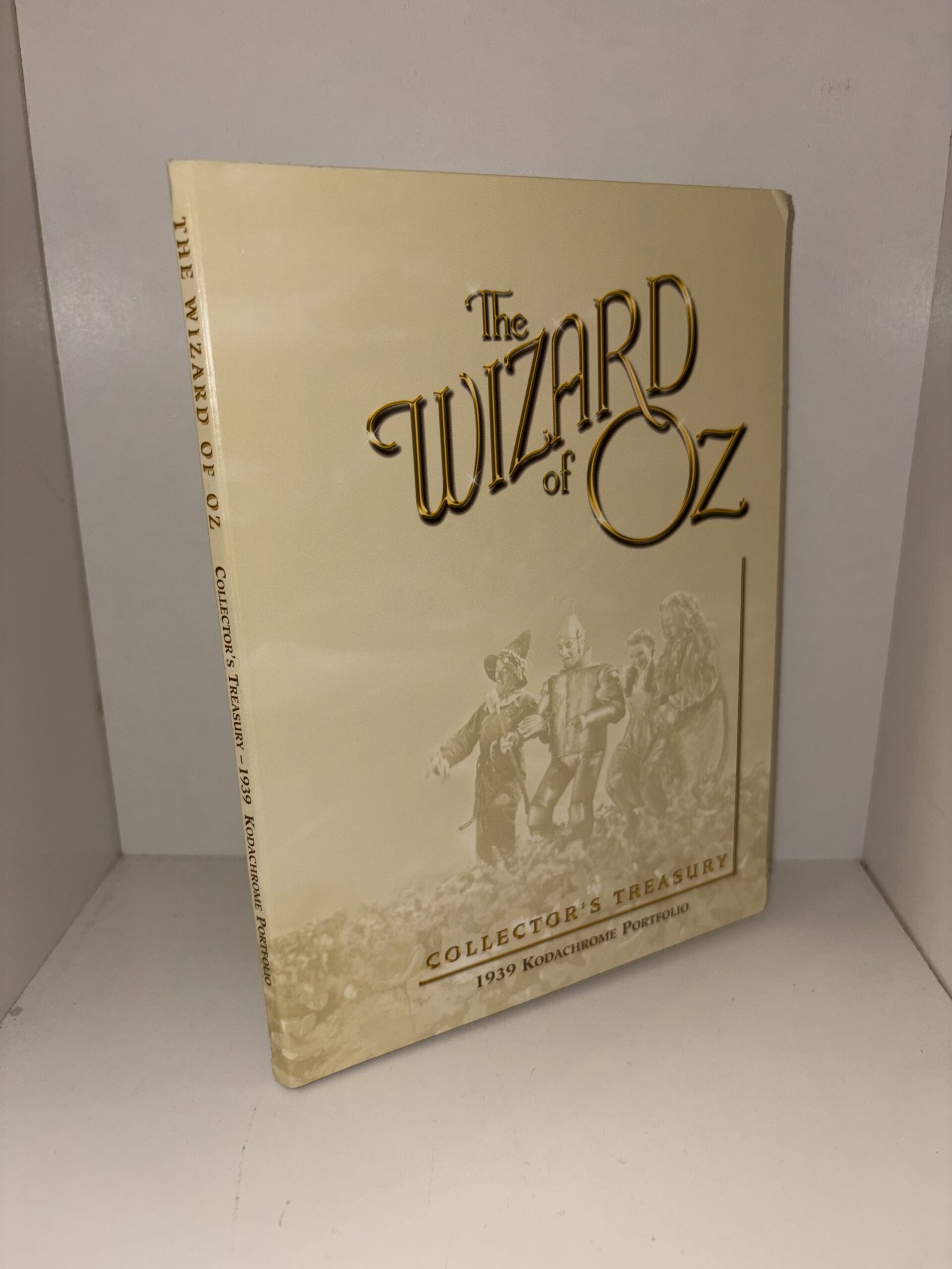 The Wizard of Oz Collector’s Treasury – Reproductions of Original 1939 Kodachrome Publicity Art Ten Portraits and On-Set Photographs