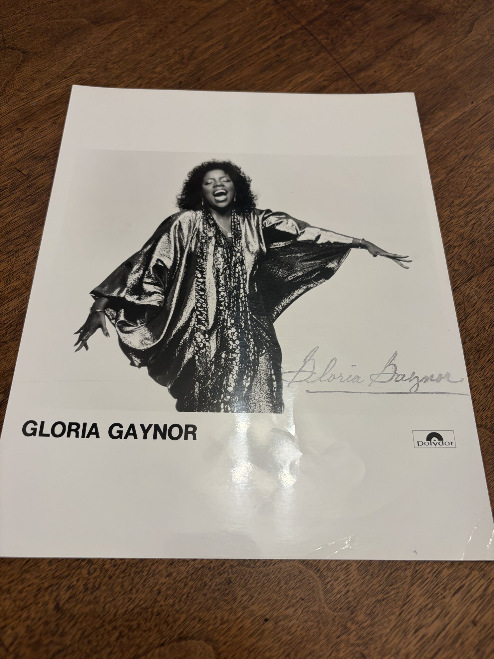 Photo Signed by Gloria Gaynor