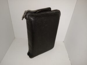 LDS, Black Leather, Pocket Edition, Holy Bible: Ready References in a Zippered Case (Unknown Publishing Date)