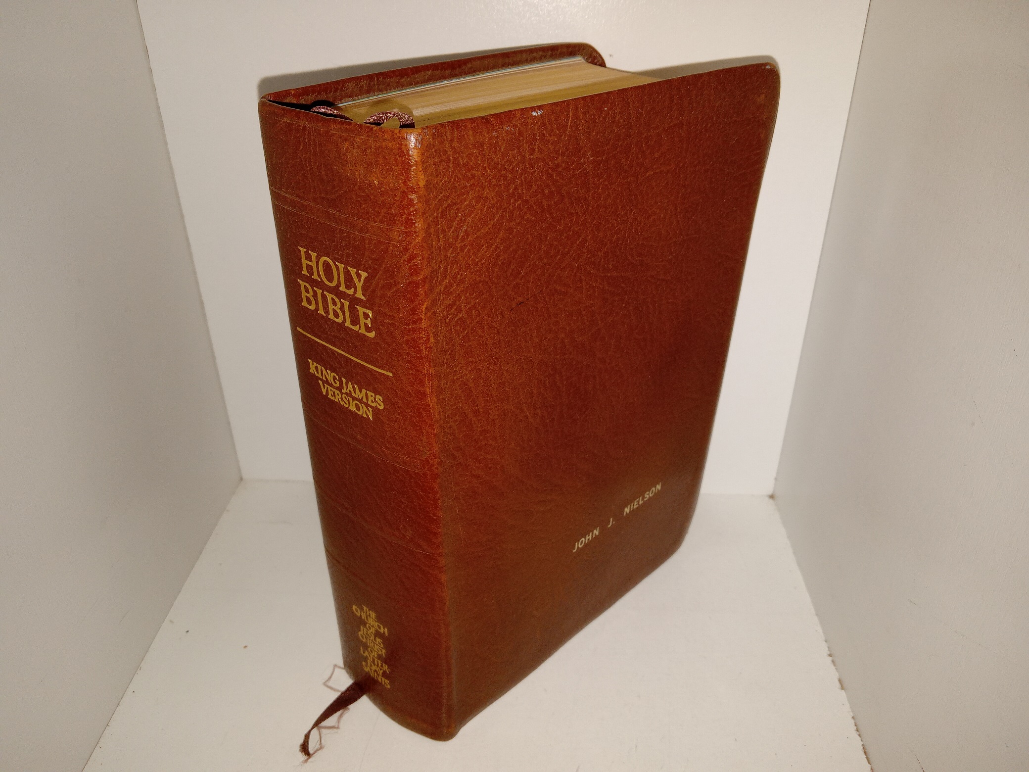 LDS, Brown Leather Holy Bible: King James Version (1979)
