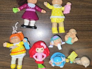 7 Cabbage Patch Figurines