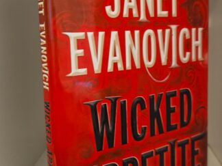 Wicked Apprentice —Janet Evanovish — Hardbound with Dust Jacket
