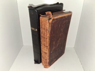 2 Swedish Bibles (1893, 1952)